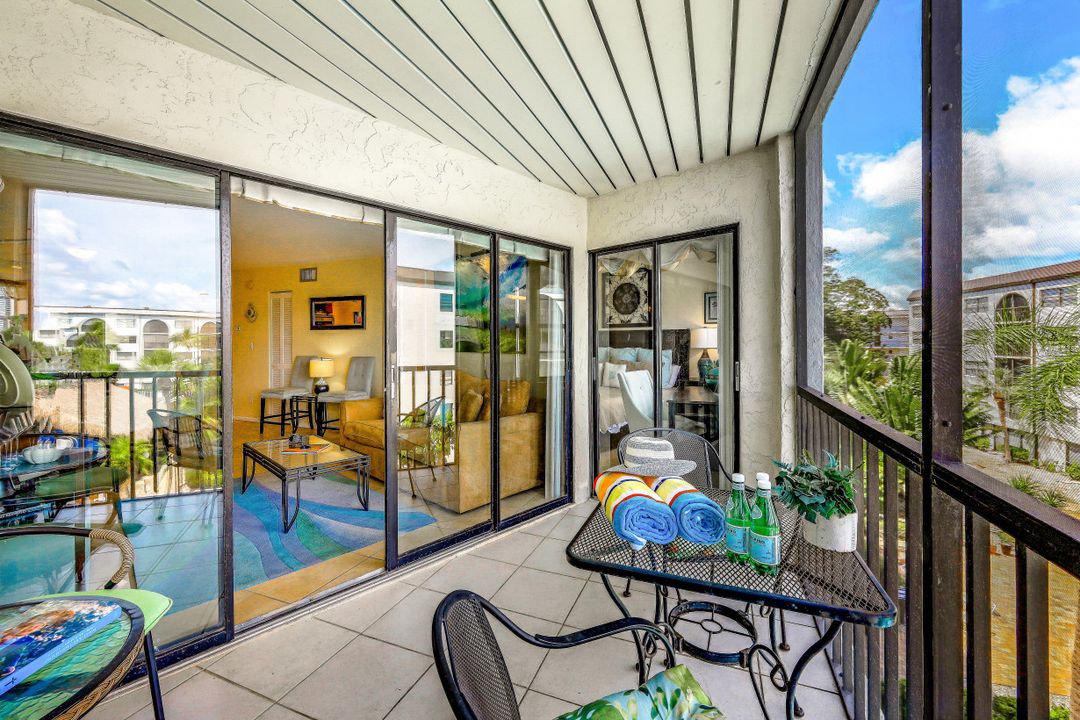 1007 Anglers Cove #J-404, Marco Island, FL 34145