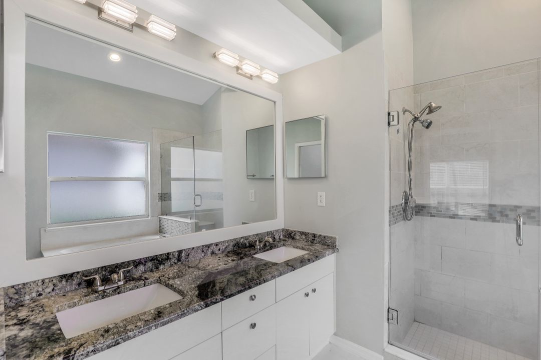 176 Lady Palm Dr, Naples, FL 34104