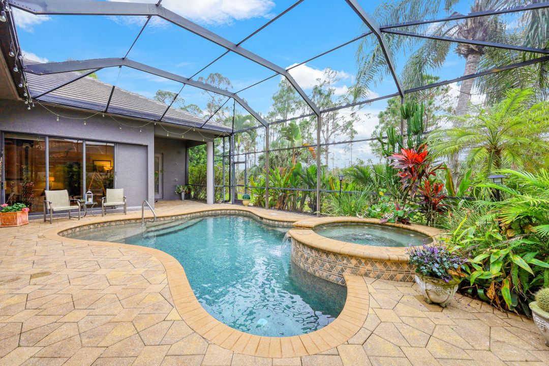 14690 Beaufort Cir, Naples, FL 34119