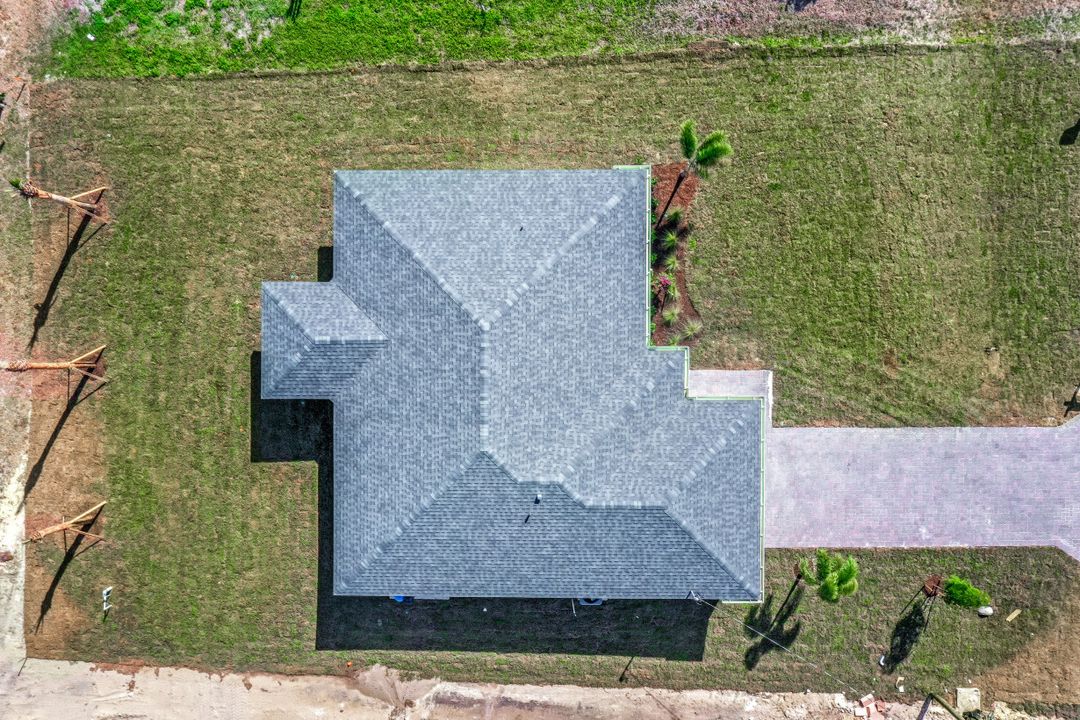 208 NW 28th Terrace, Cape Coral, FL 33993