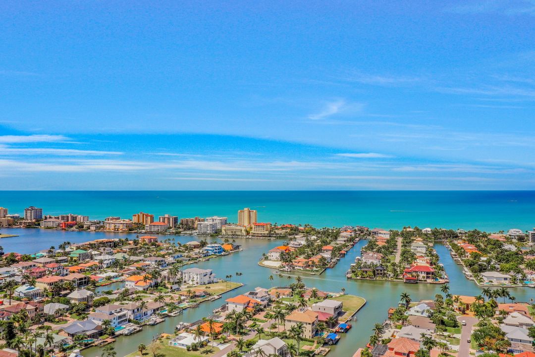 771 104th Ave N, Naples, FL 34108