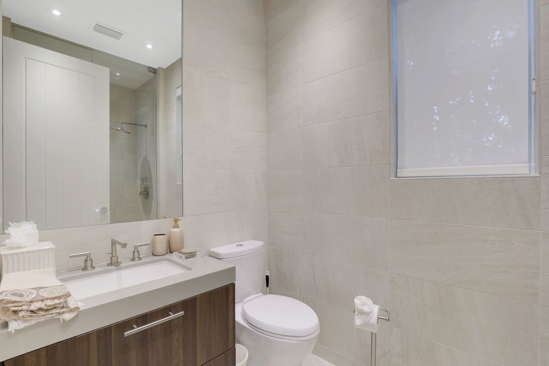 3255 Tavolara Ln, Naples, FL 34114