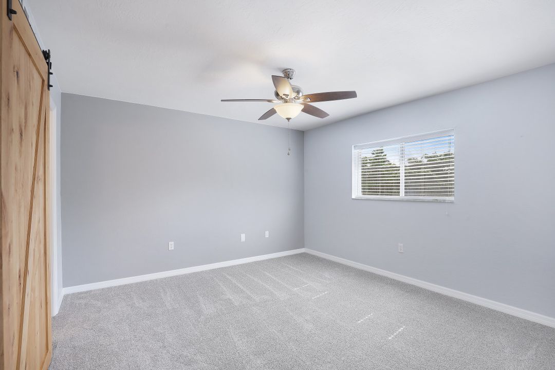 140 Cypress Way E #607, Naples, FL 34110