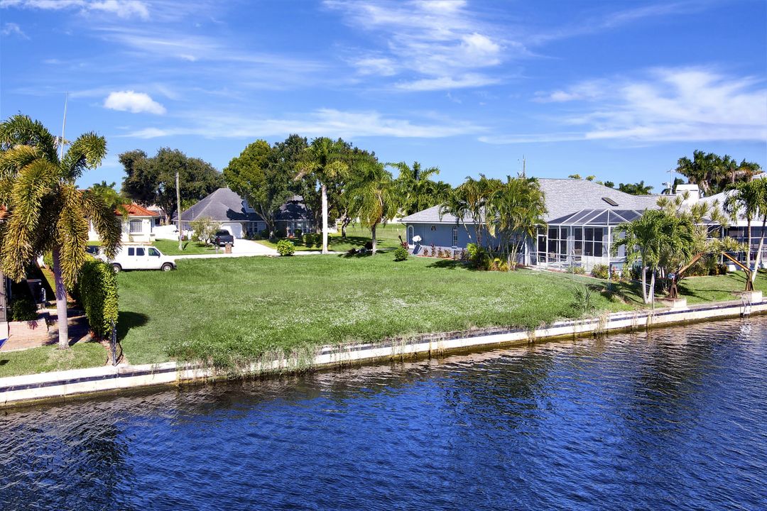 2522 SW 52nd Ln, Cape Coral, FL 33914