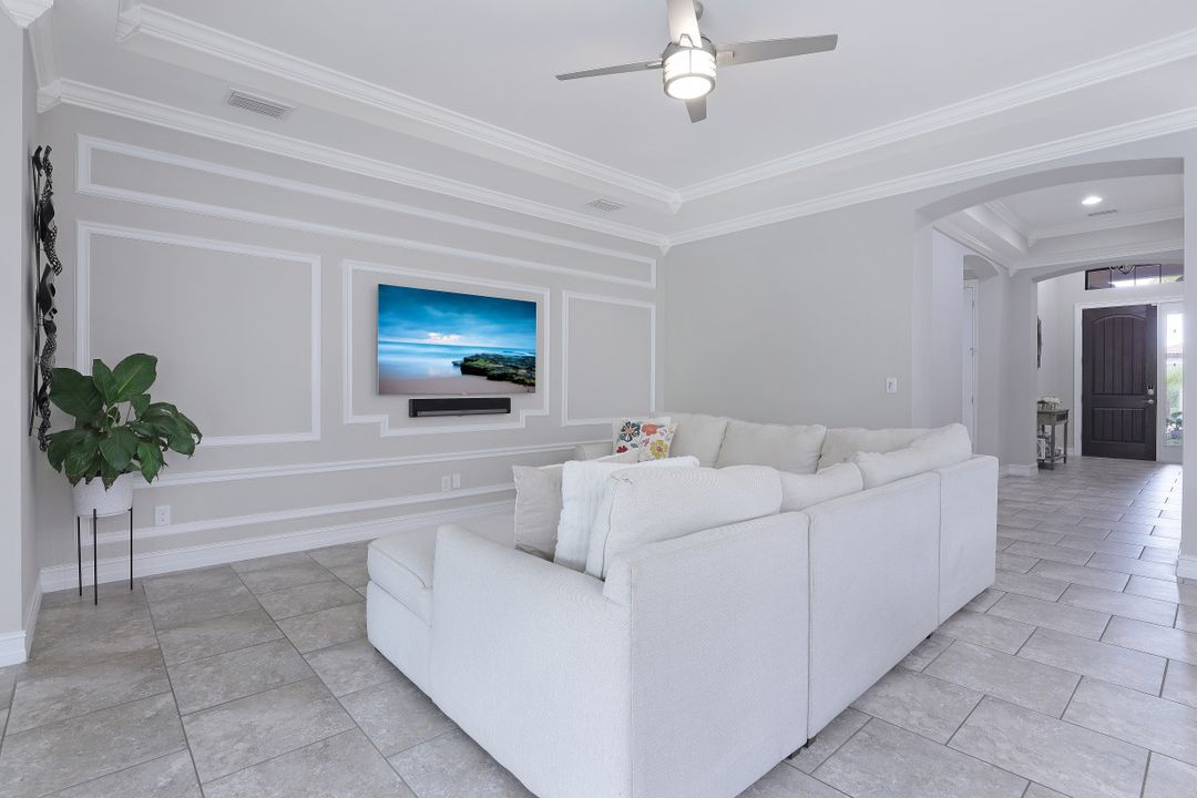 14482 Tuscany Pointe Trail, Naples, FL 34120