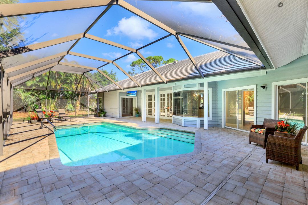 3781 Lakemont Dr, Bonita Springs, FL 34134