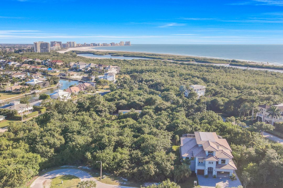 121 Wild Cherry Ln, Marco Island, FL 34145