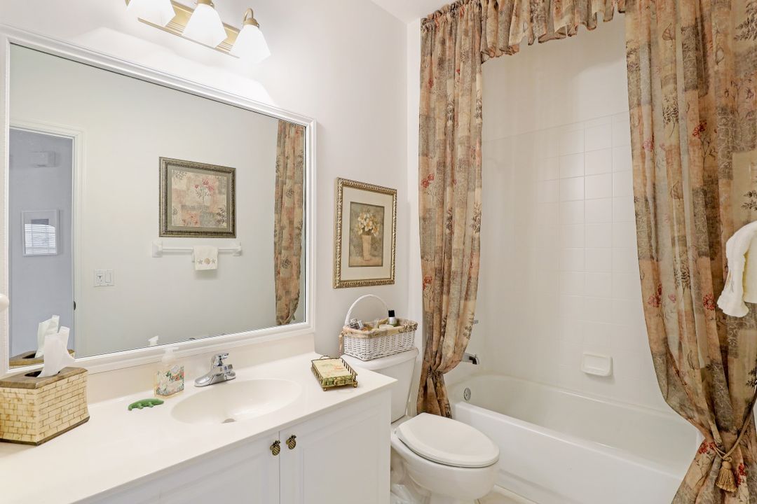 5650 Northboro Dr #101, Naples, FL 34110