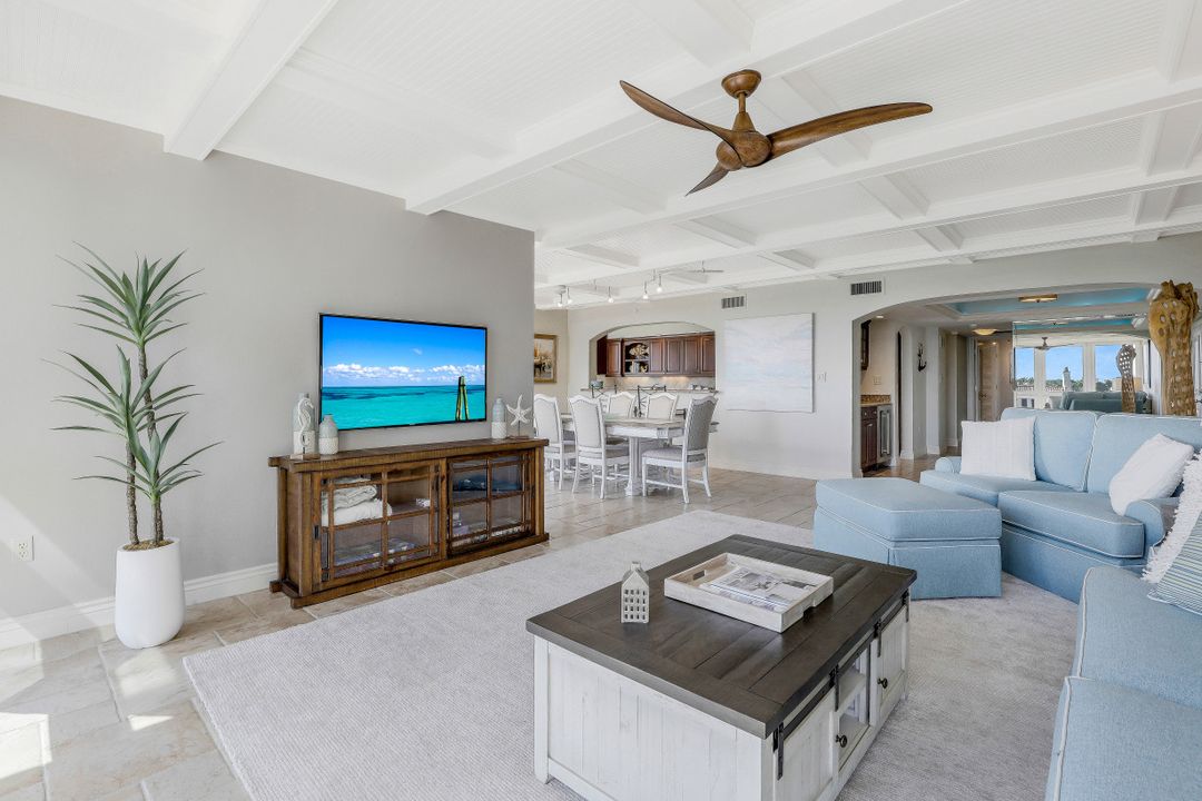 4031 Gulf Shore Blvd N #5F, Naples, FL 34103