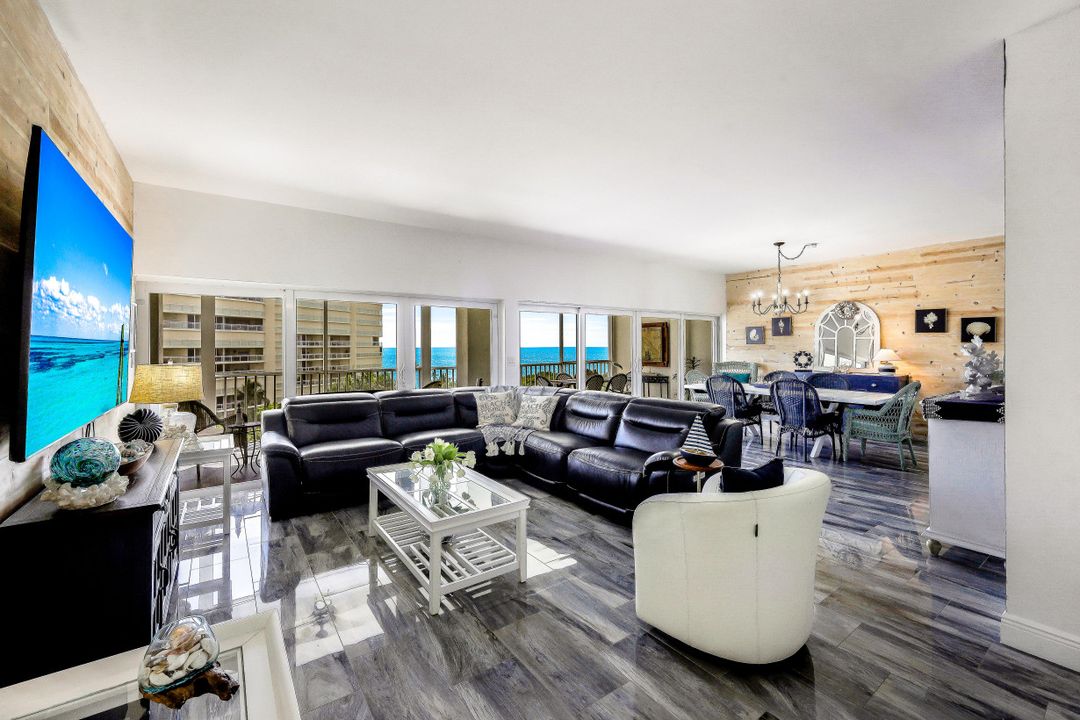 1 Bluebill Ave #803, Naples, FL 34108