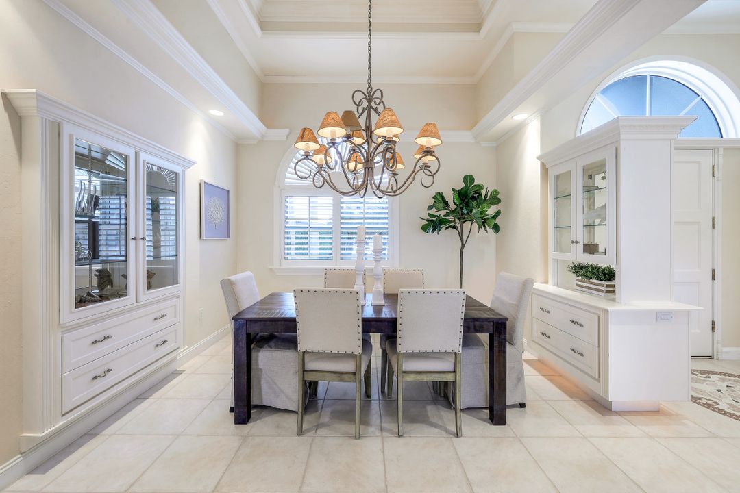 690 Pelican Ct, Marco Island, FL 34145