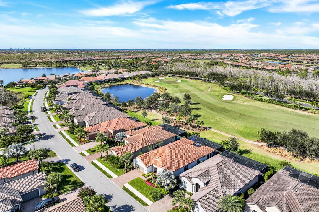 8848 Savona Ct, Naples, FL 34119