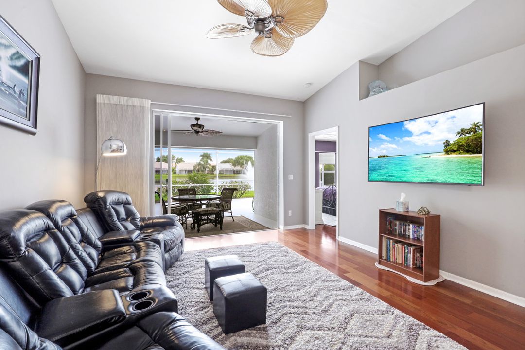 2622 Stacil Cir #2, Naples, FL 34109