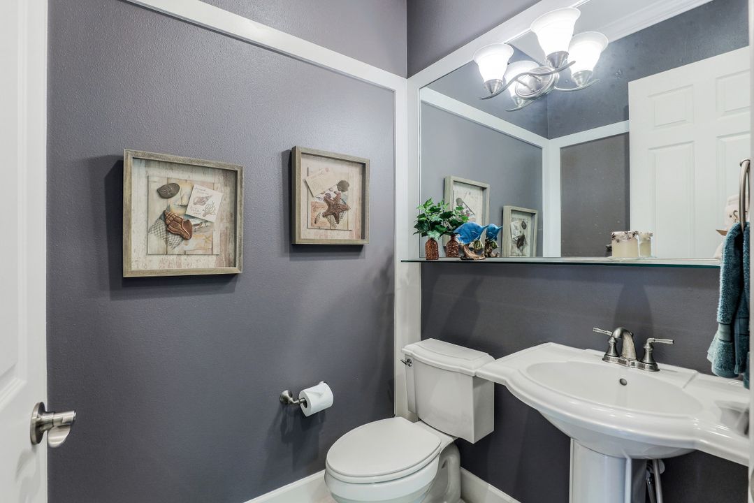 9096 Isla Bella Cir, Bonita Springs, FL 34135