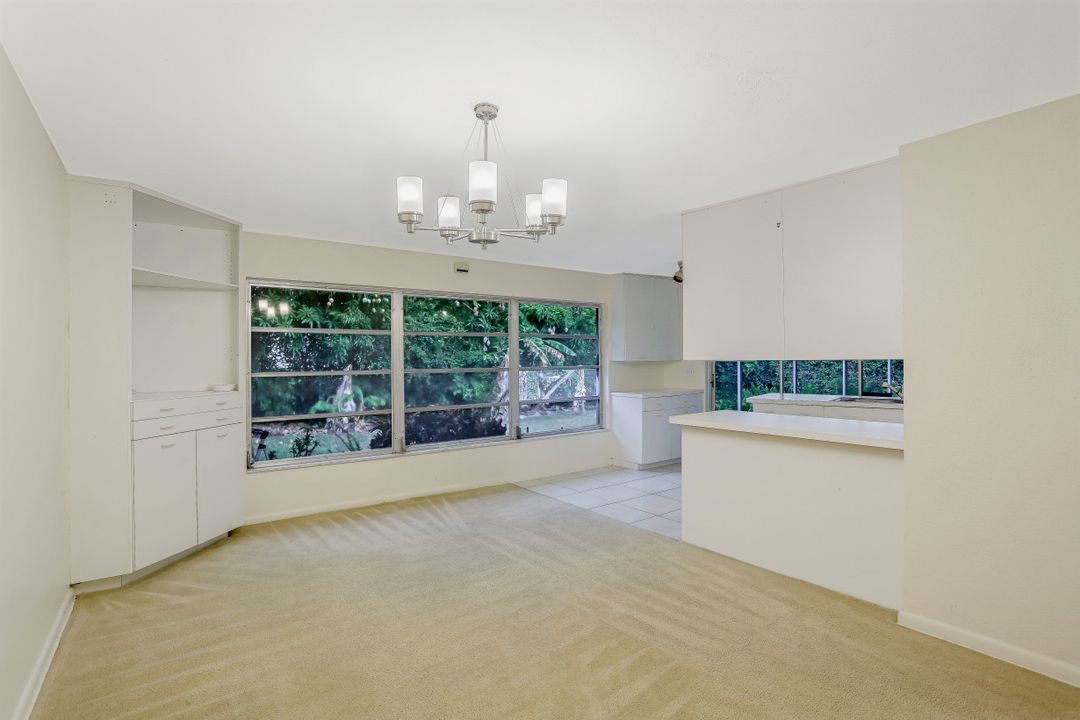 3888 Crayton Rd, Naples, FL 34103