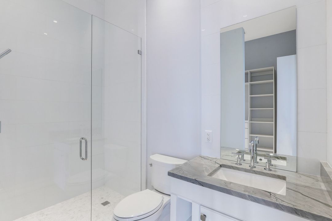 859 92nd Ave N, Naples, FL 34108