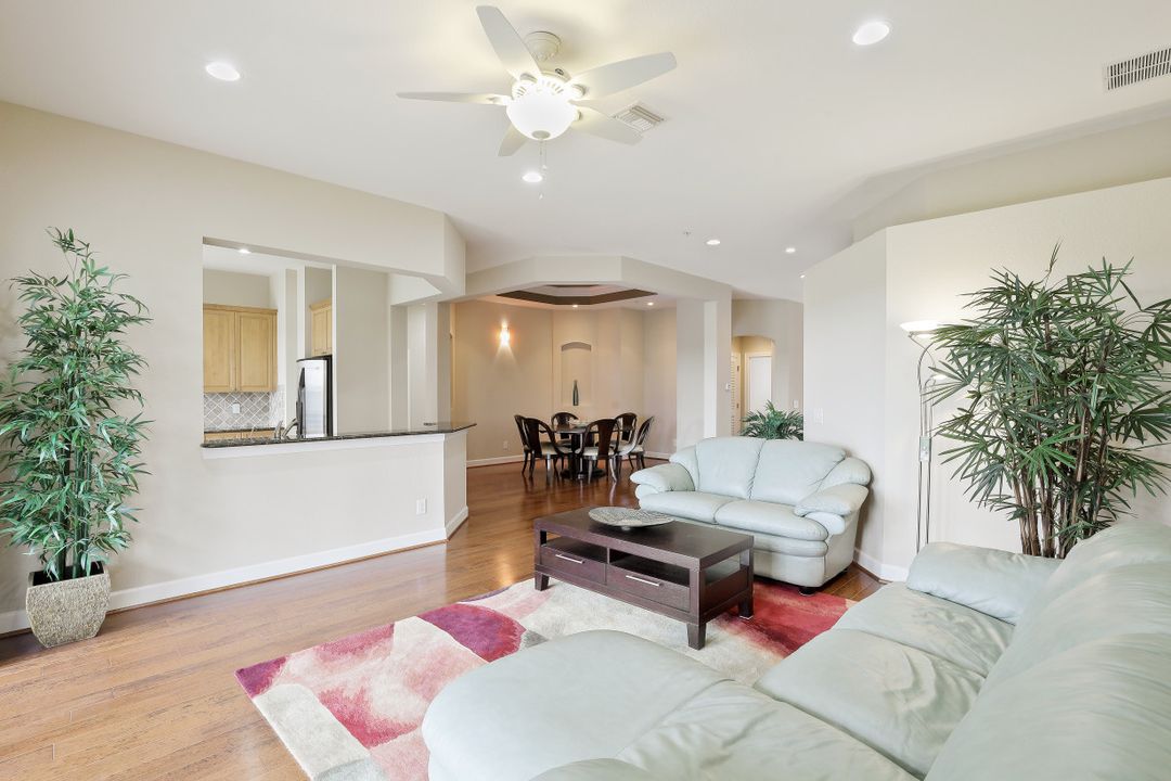 13033 Pennington Pl #202, Fort Myers, FL 33913