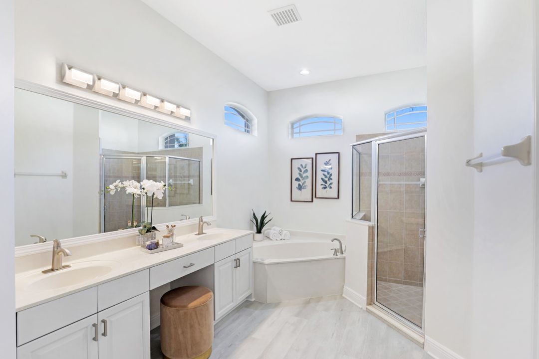 13291 Lazzaro Ct, Estero, FL 33928