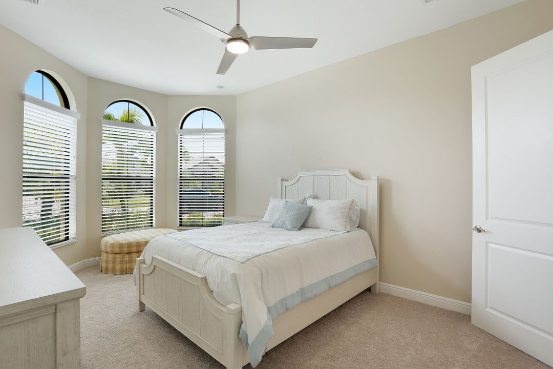 12774 Dundee Ln, Naples, FL 34120