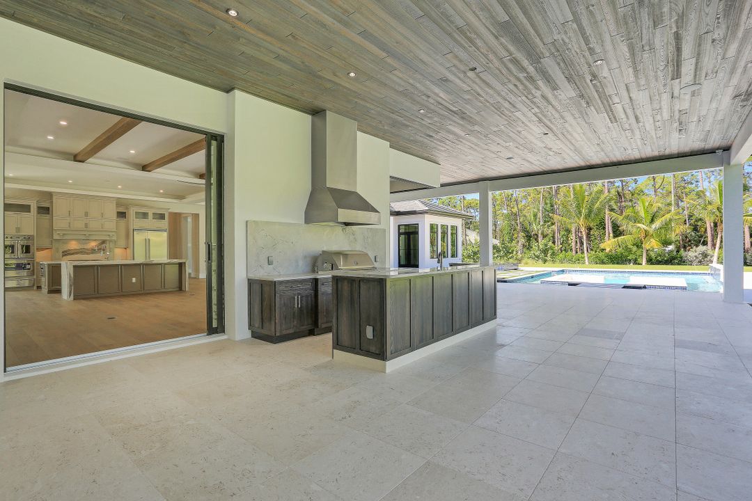 6435 Sable Ridge Ln, Naples, FL 34109