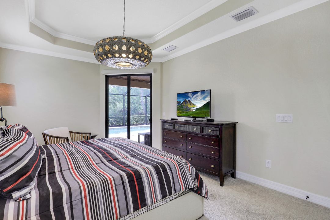 9530 Piacere Way, Naples, FL 34113