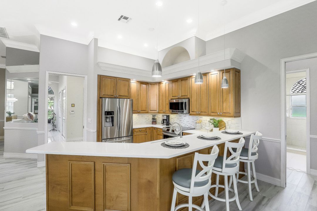 8873 Lely Island Cir, Naples, FL 34113