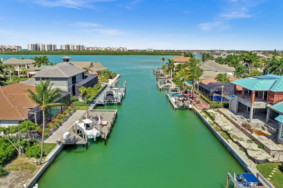 921 Giralda Ct, Marco Island, FL 34145