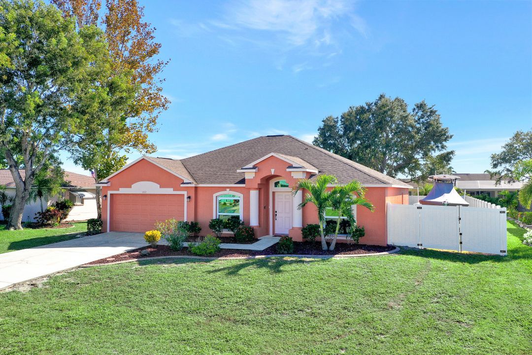 1422 SE 31st Terrace, Cape Coral, FL 33904