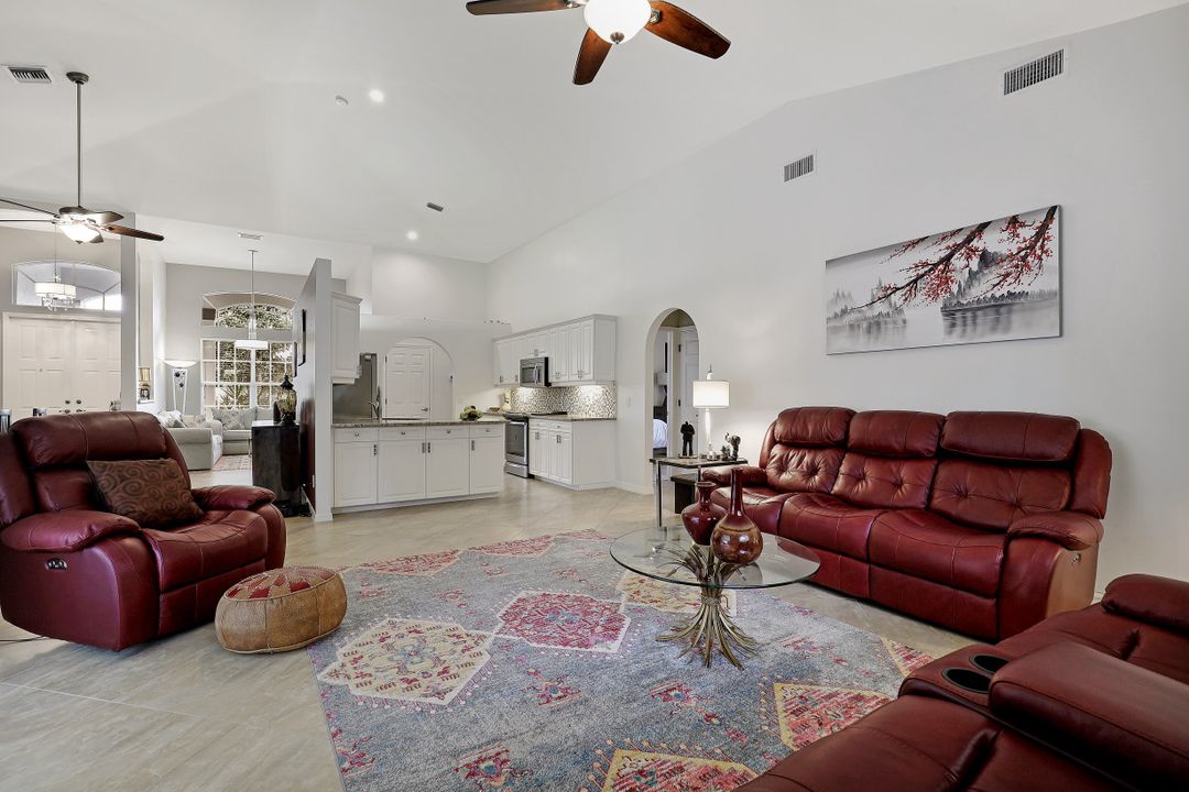 12783 Hunters Ridge Dr, Bonita Springs, FL 34135