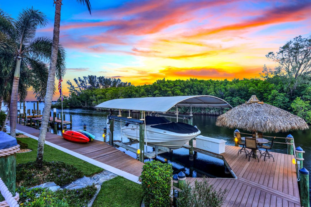 2356 Coral Point Dr, Cape Coral, FL 33990