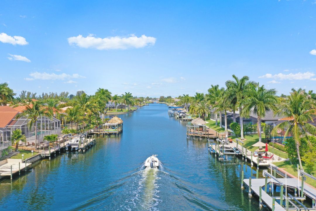 2108 SW 40th Terrace, Cape Coral, FL 33914