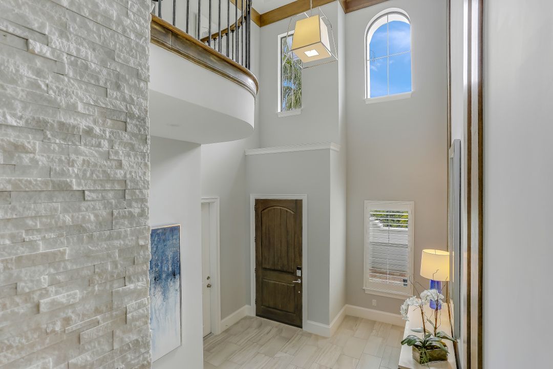 16394 Corsica Way #1-202, Naples, FL 34110