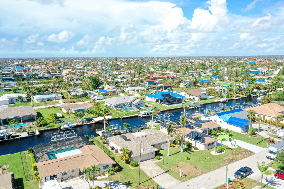 5328 Delano Ct, Cape Coral, FL 33904