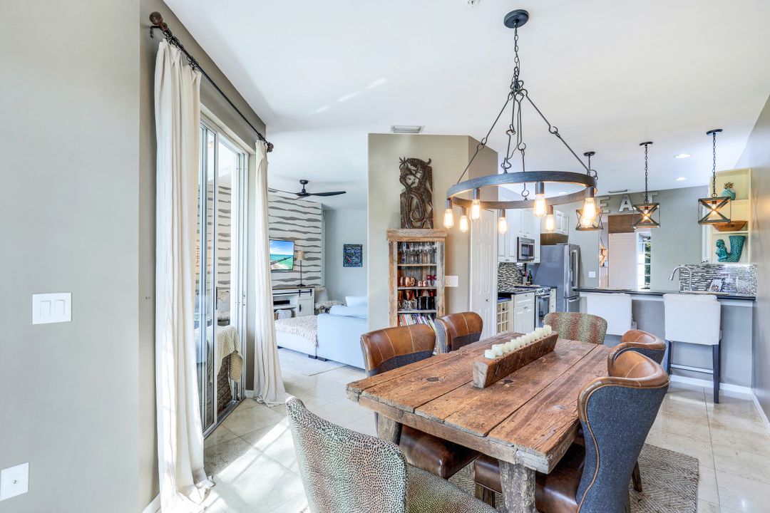 2180 Arielle Dr #804, Naples, FL 34109