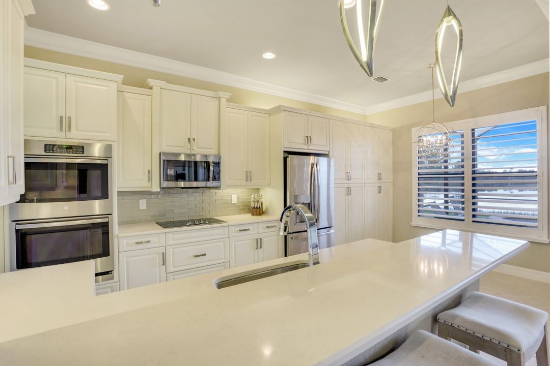 11516 Stonecreek Cir, Fort Myers, FL 33913