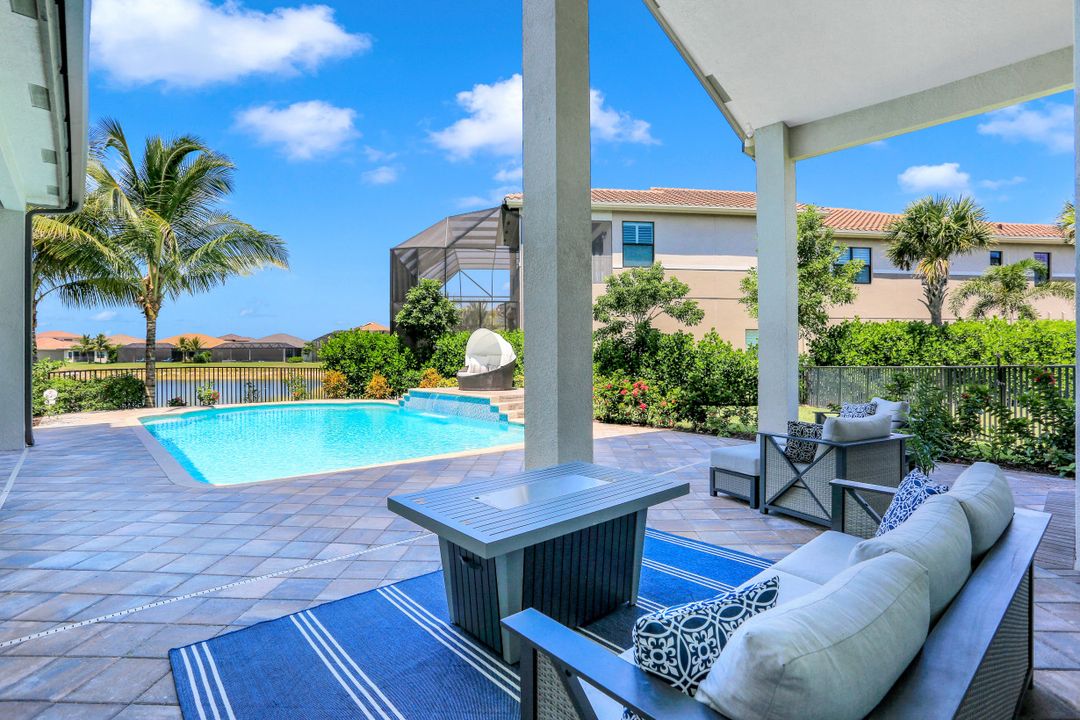 4600 Azalea Dr, Naples, FL 34119