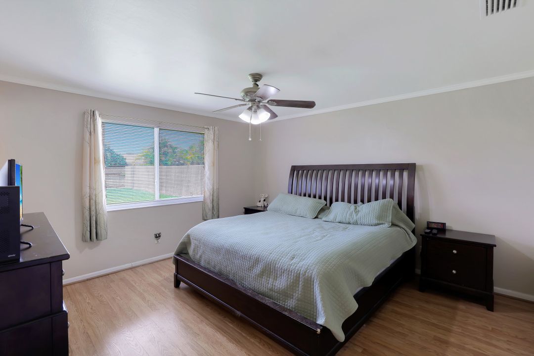 1213 SE 36th St, Cape Coral, FL 33904