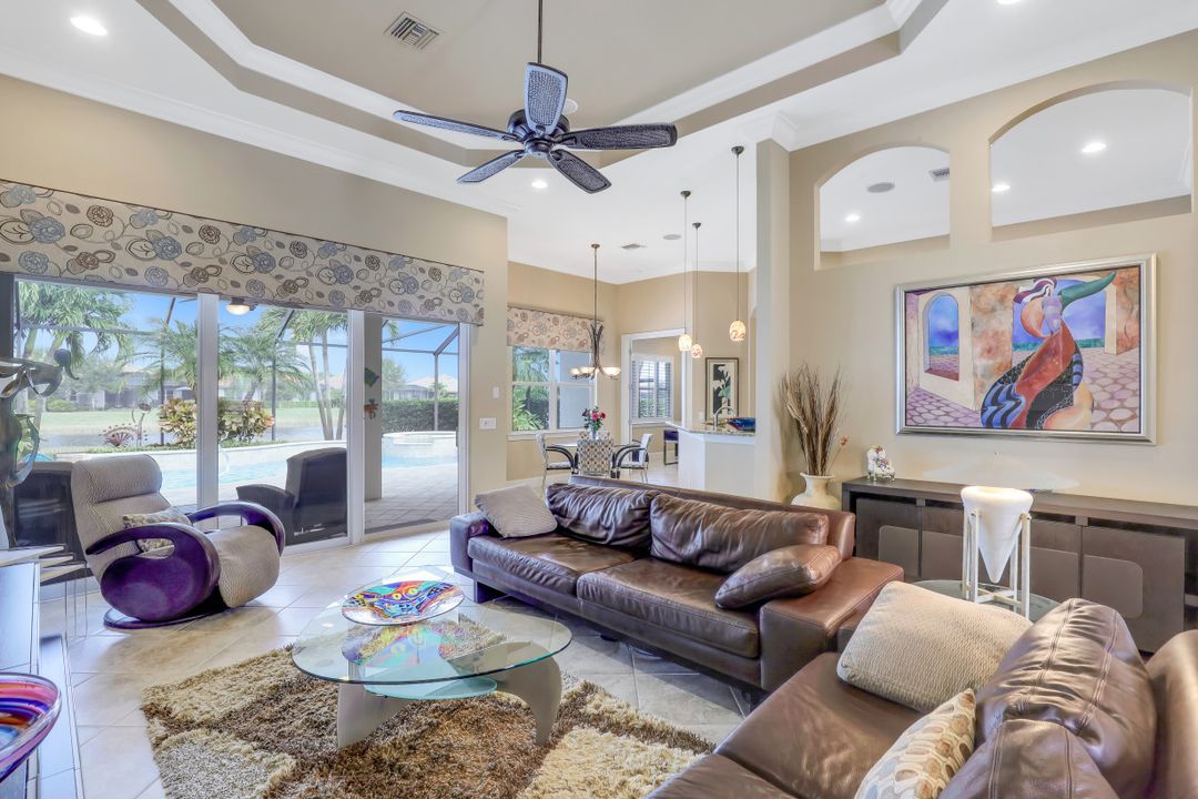 9403 Copper Rock Ct, Naples, FL 34120