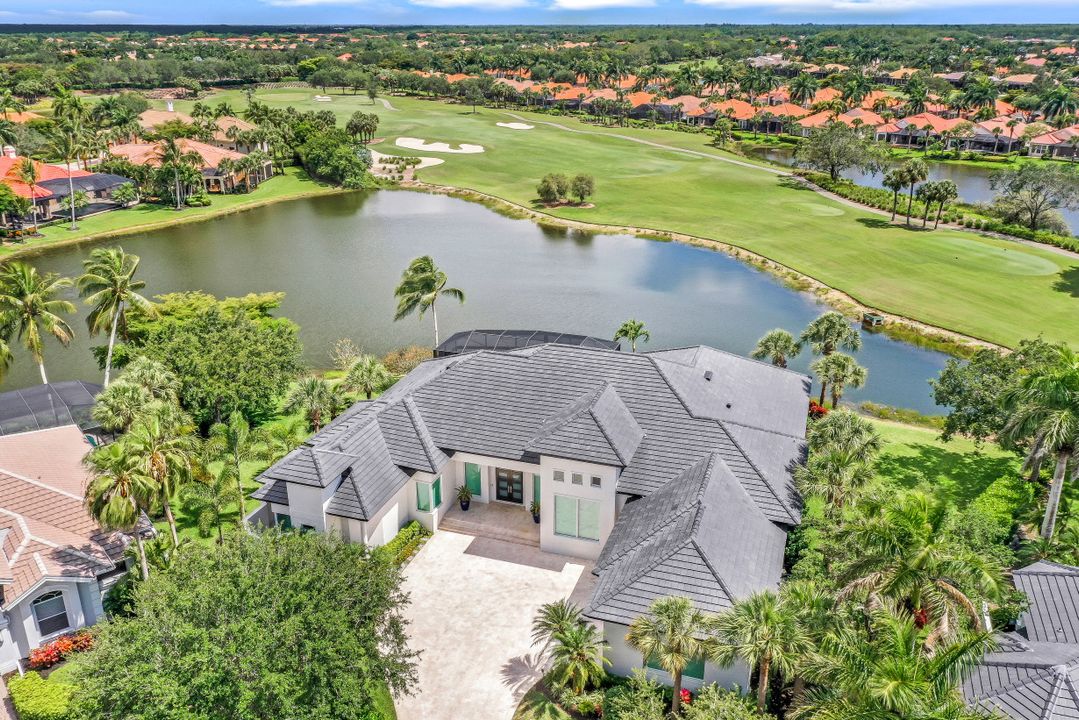 22848 Mossy Trail, Bonita Springs, FL 34135