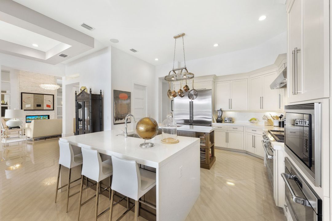 26171 Woodlyn Dr, Bonita Springs, FL 34134