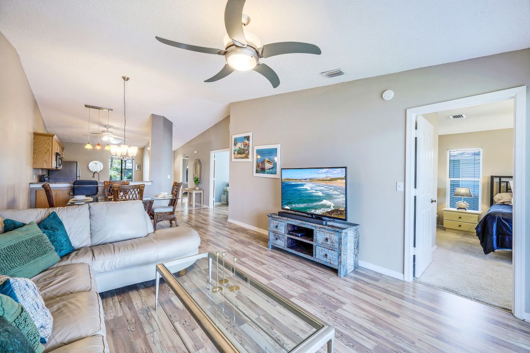 810 New Waterford Dr #201, Naples, FL 34104