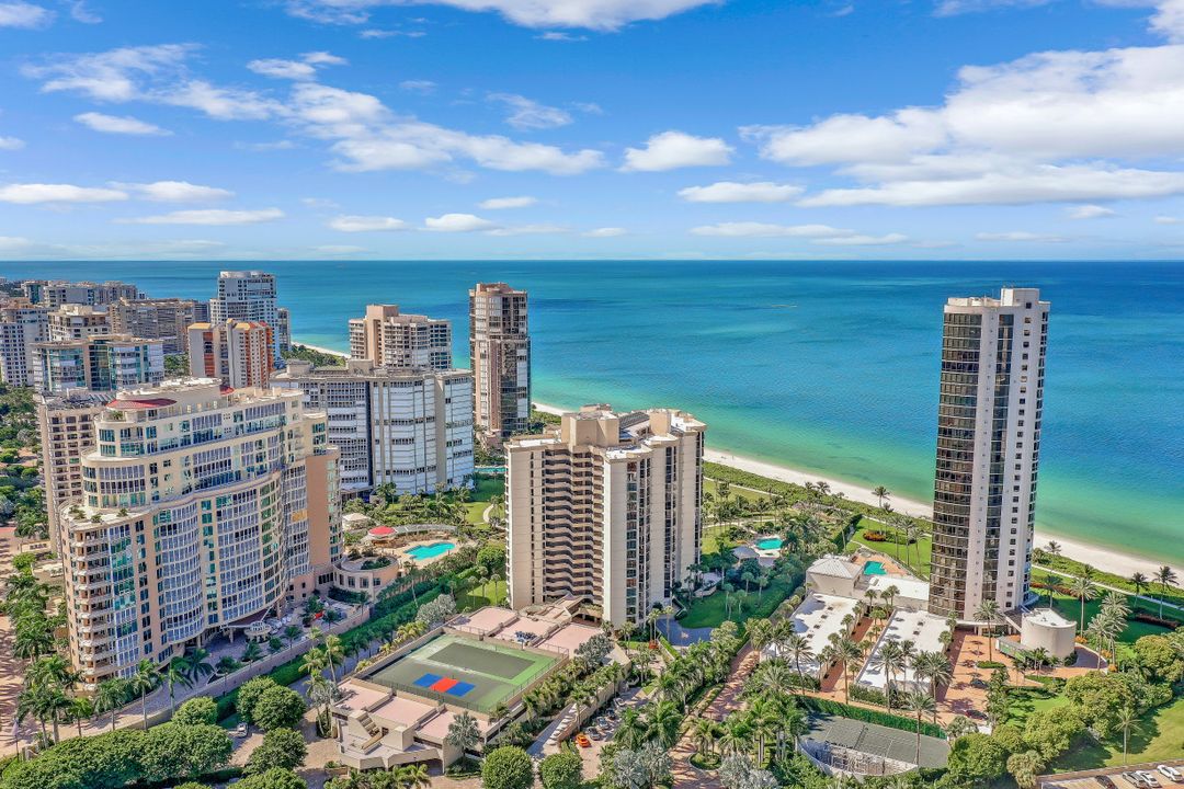 4551 Gulf Shore Blvd N #1003, Naples, FL 34103