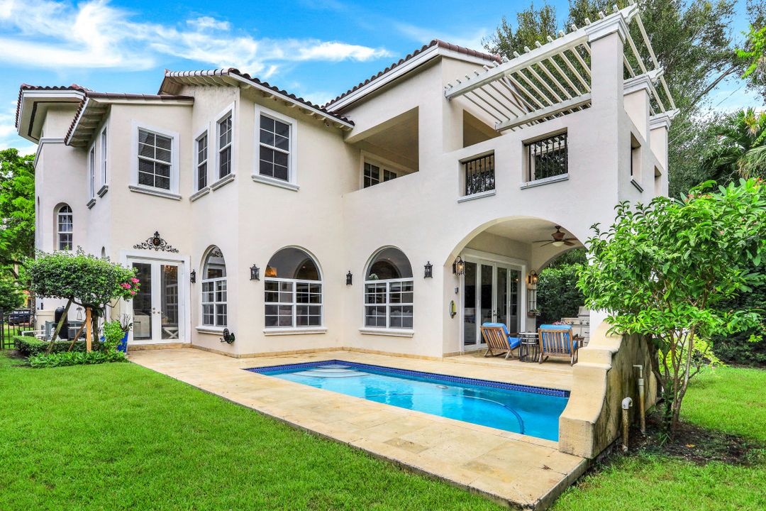 1539 Plasentia Ave, Coral Gables, FL 33134