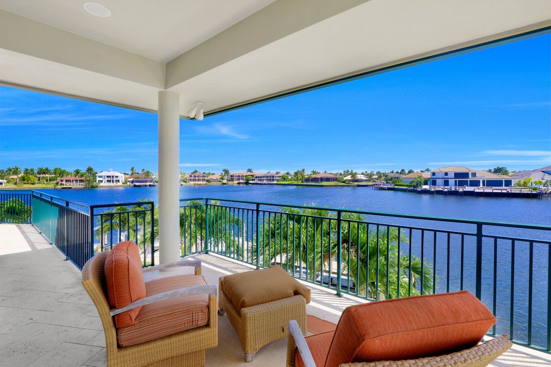 940 Tulip Ct, Marco Island, FL 34145