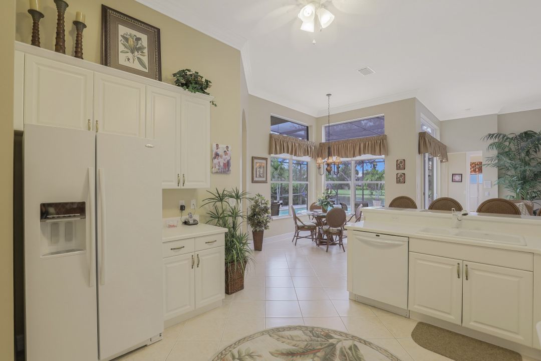 1818 Senegal Date Dr, Naples, FL 34119