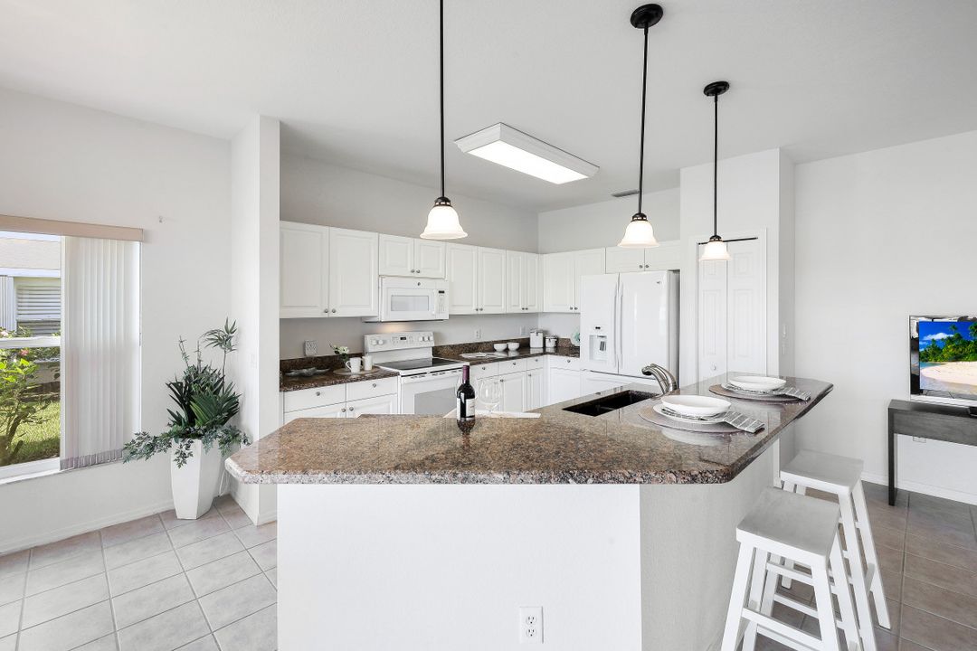 5245 Birmingham Dr #102, Naples, FL 34110