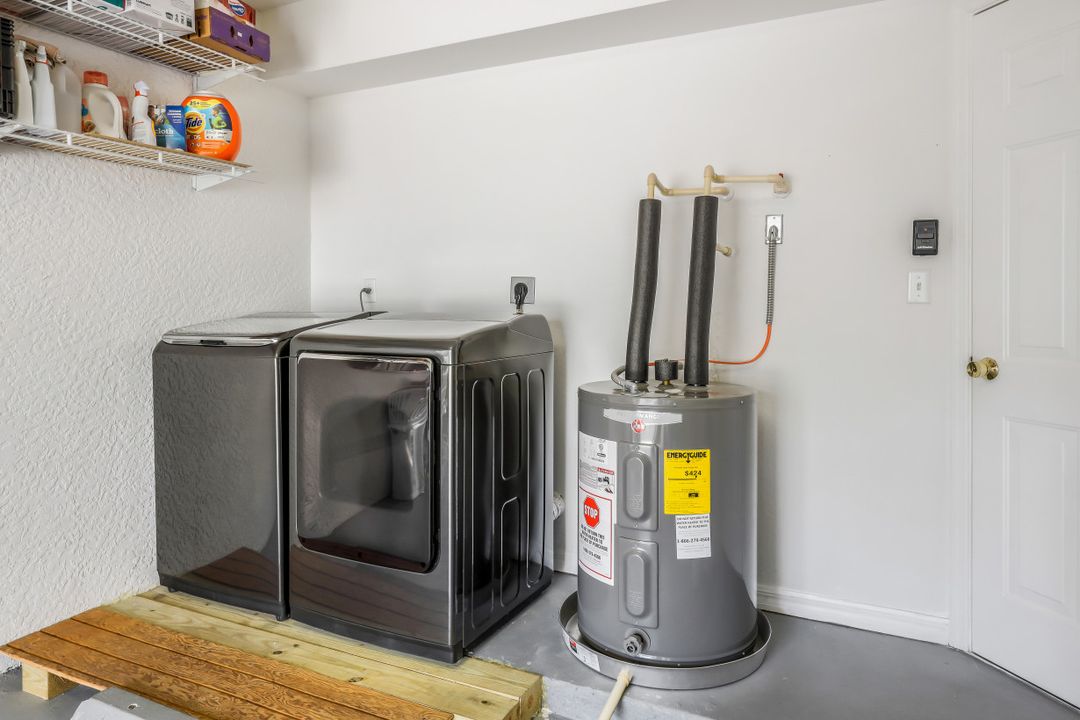 8200 Pacific Beach Dr, Fort Myers, FL 33966