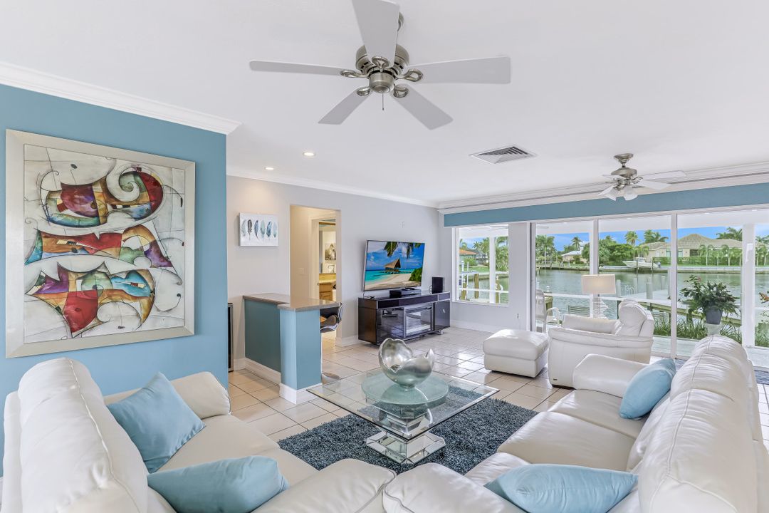 1201 Laurel Ct, Marco Island, FL 34145