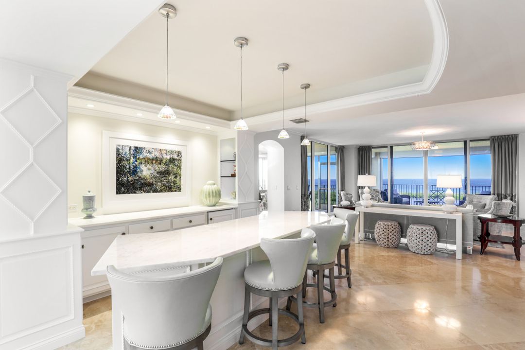 6597 Nicholas Blvd #1501, Naples, FL 34108