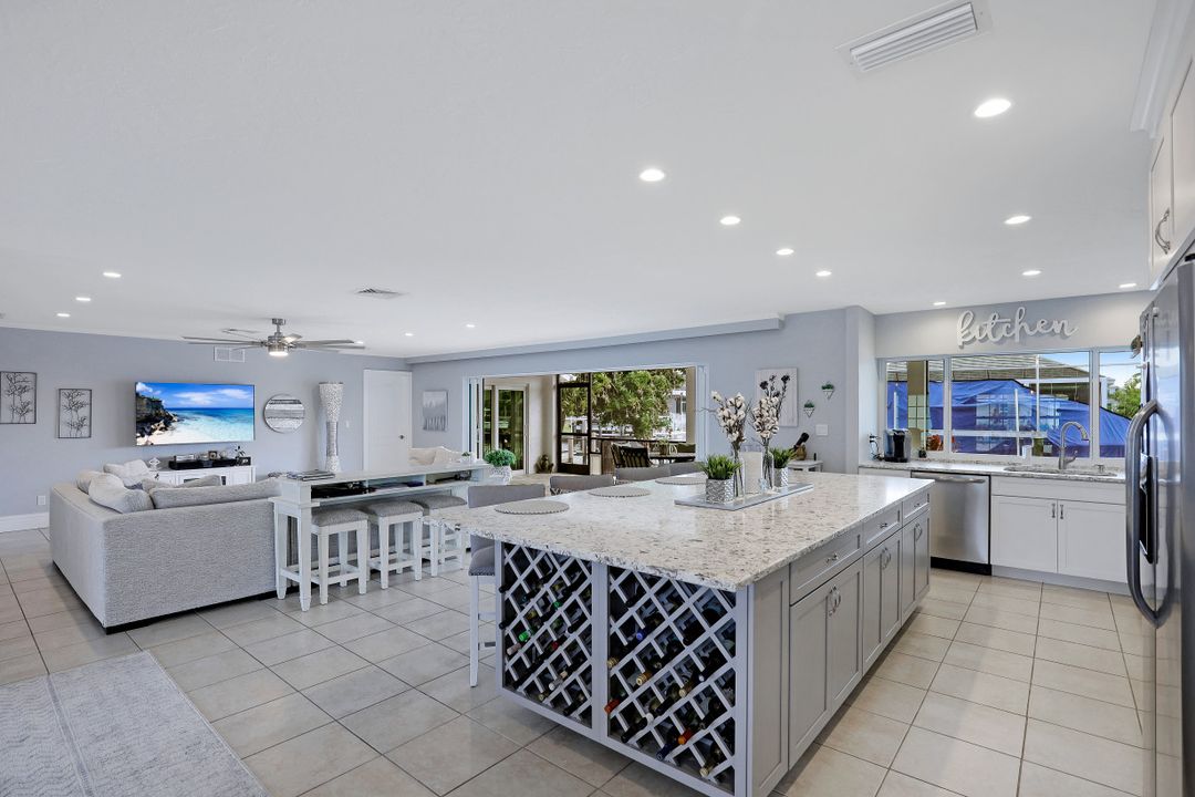 767 Amber Dr, Marco Island, FL 34145